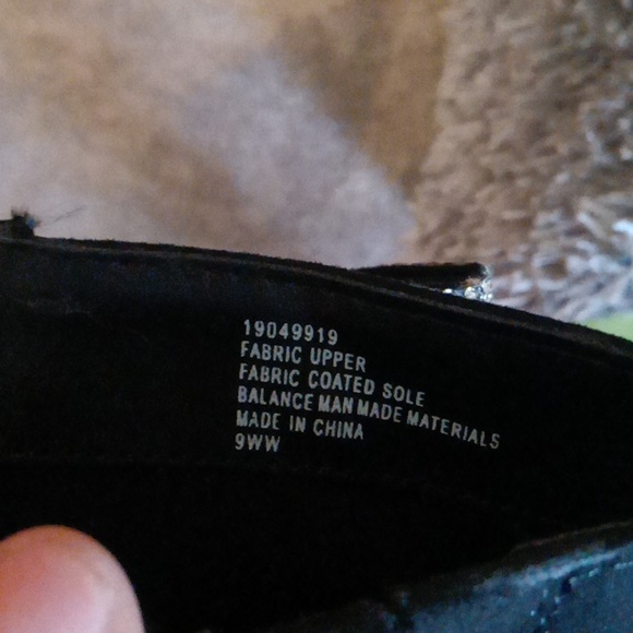 Torrid faux black suede ankle boot with rhinestone bow - Picture 6 of 7